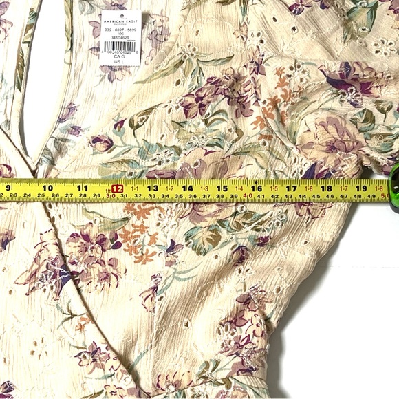 American Eagle Floral Romper NWT size L Beige Pink Summer Girlhoodcore Feminine - Picture 12 of 13
